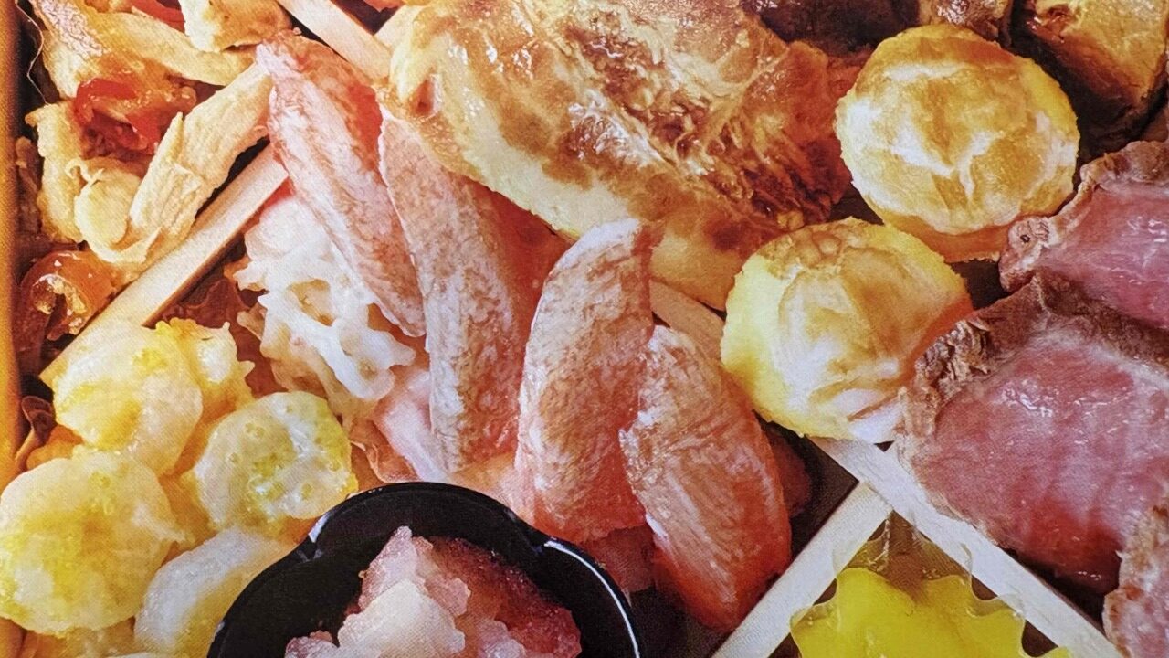 ジャパネットおせちの新登場のかに風味かまぼこ。