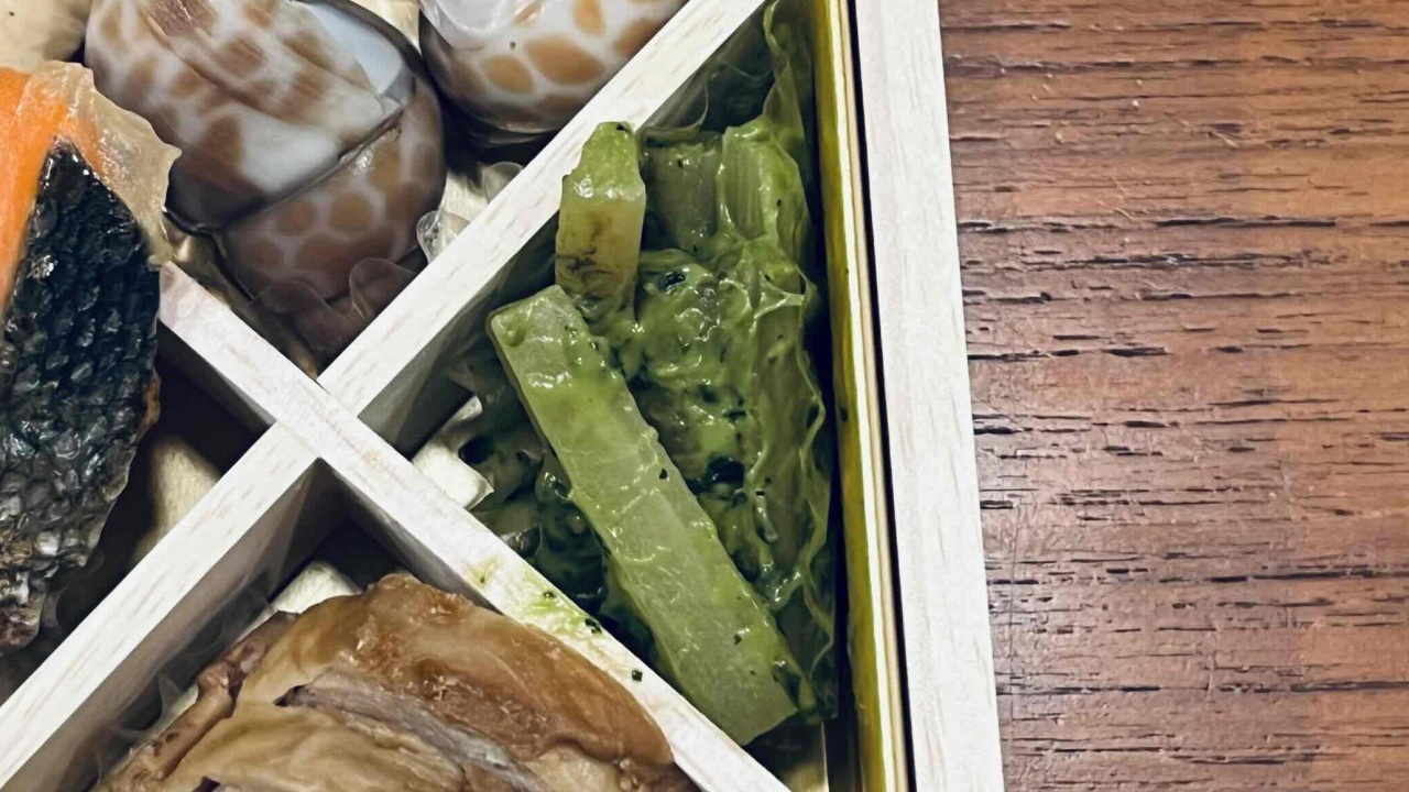 ジャパネットのごぼう伊勢抹茶マヨ和え。