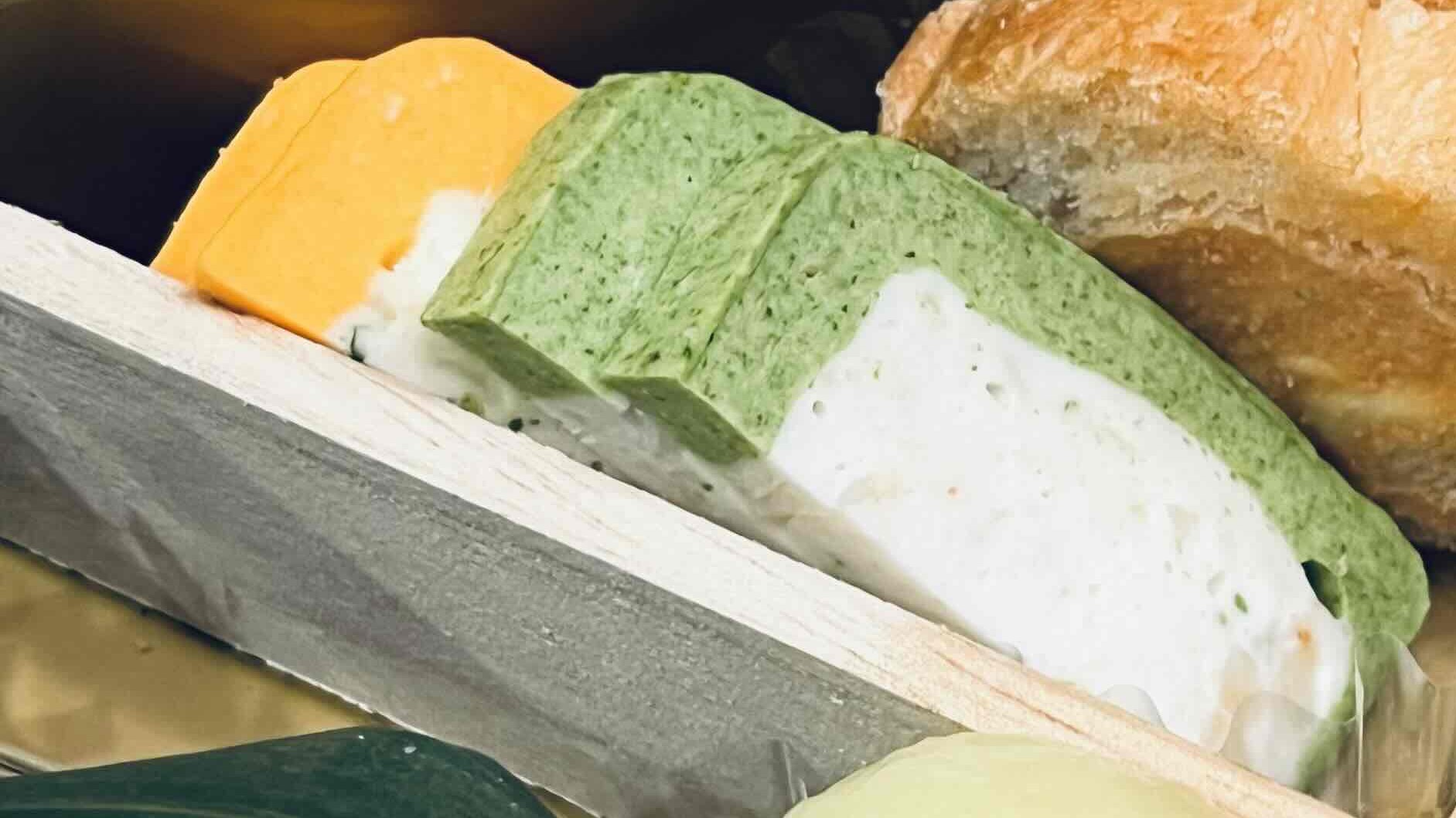 ジャパネットおせちのサーモンテリーヌ。