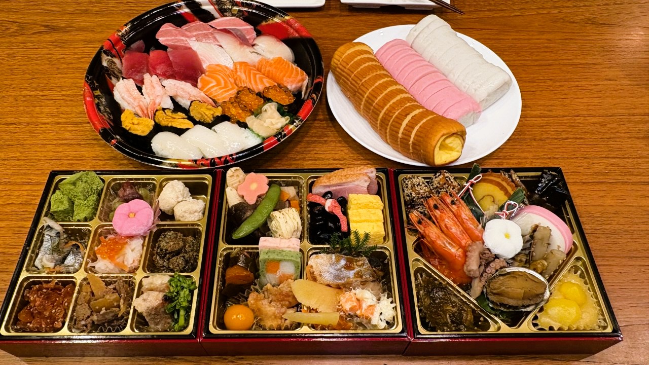 2026年お正月にベルーナおせち結を食べた食卓の様子。