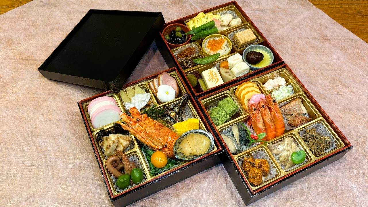 雅おせち全体。